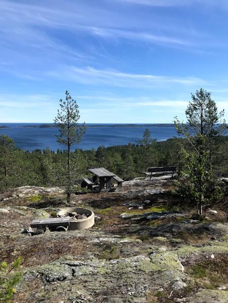 Peaceful And Scandinavian-Style Guesthouse With Scenic Nature And Seaview In High Coast Domsjo Bagian luar foto
