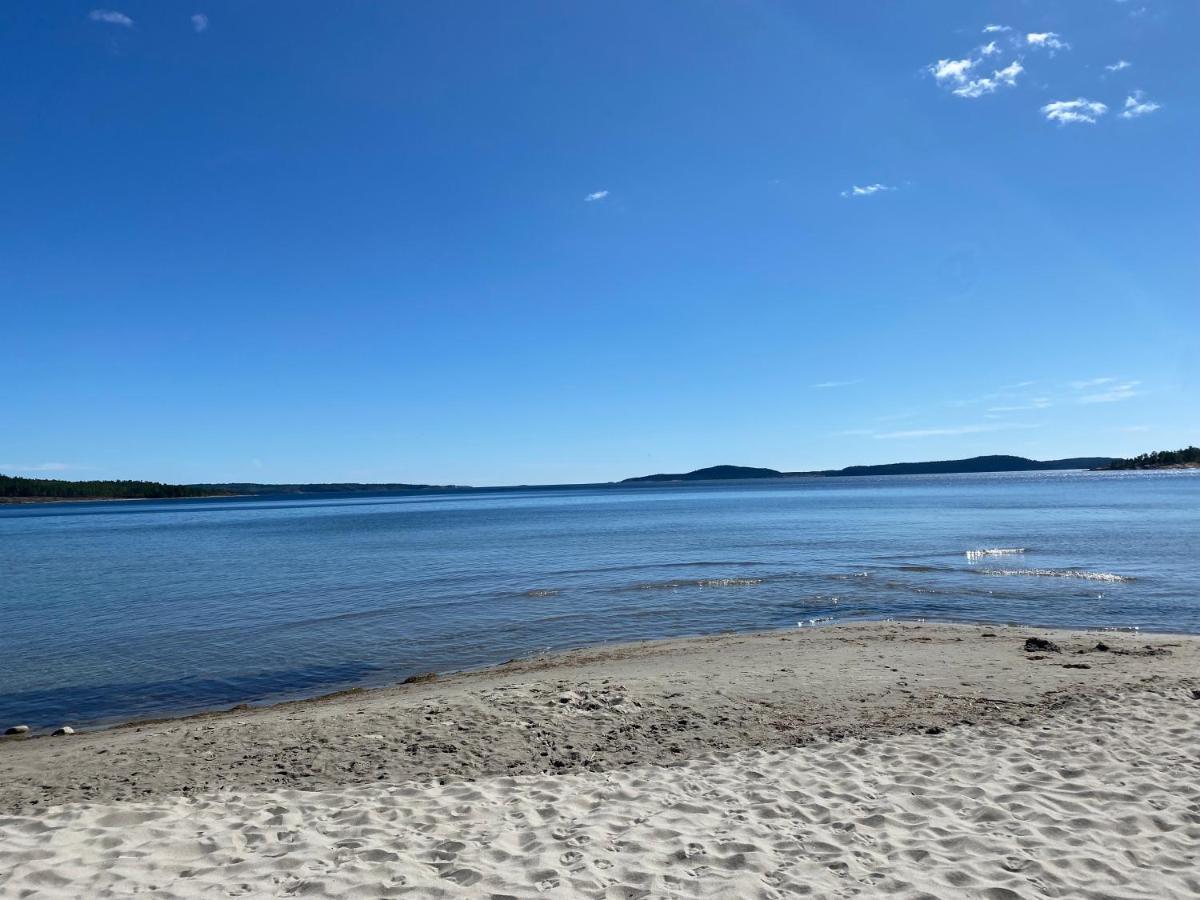 Peaceful And Scandinavian-Style Guesthouse With Scenic Nature And Seaview In High Coast Domsjo Bagian luar foto